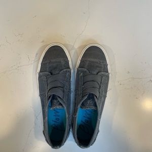 Blowfish slip on sneakers